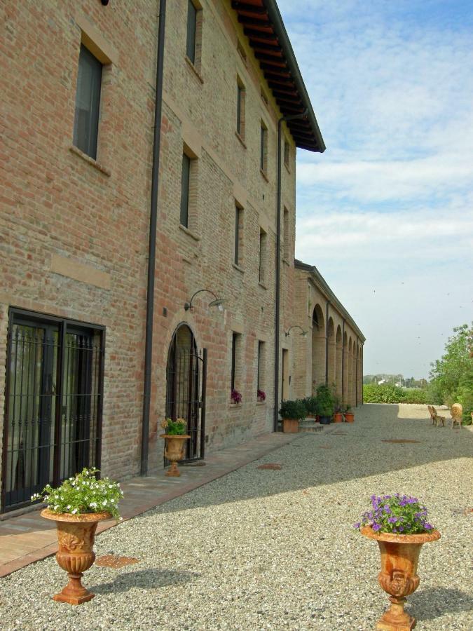 Agriturismo Corte Ghiara Hotel Fontanellato Luaran gambar