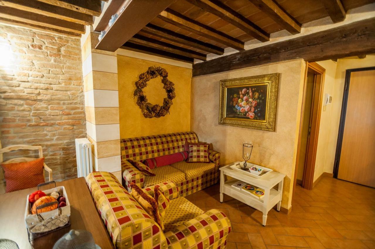 Agriturismo Corte Ghiara Hotel Fontanellato Luaran gambar