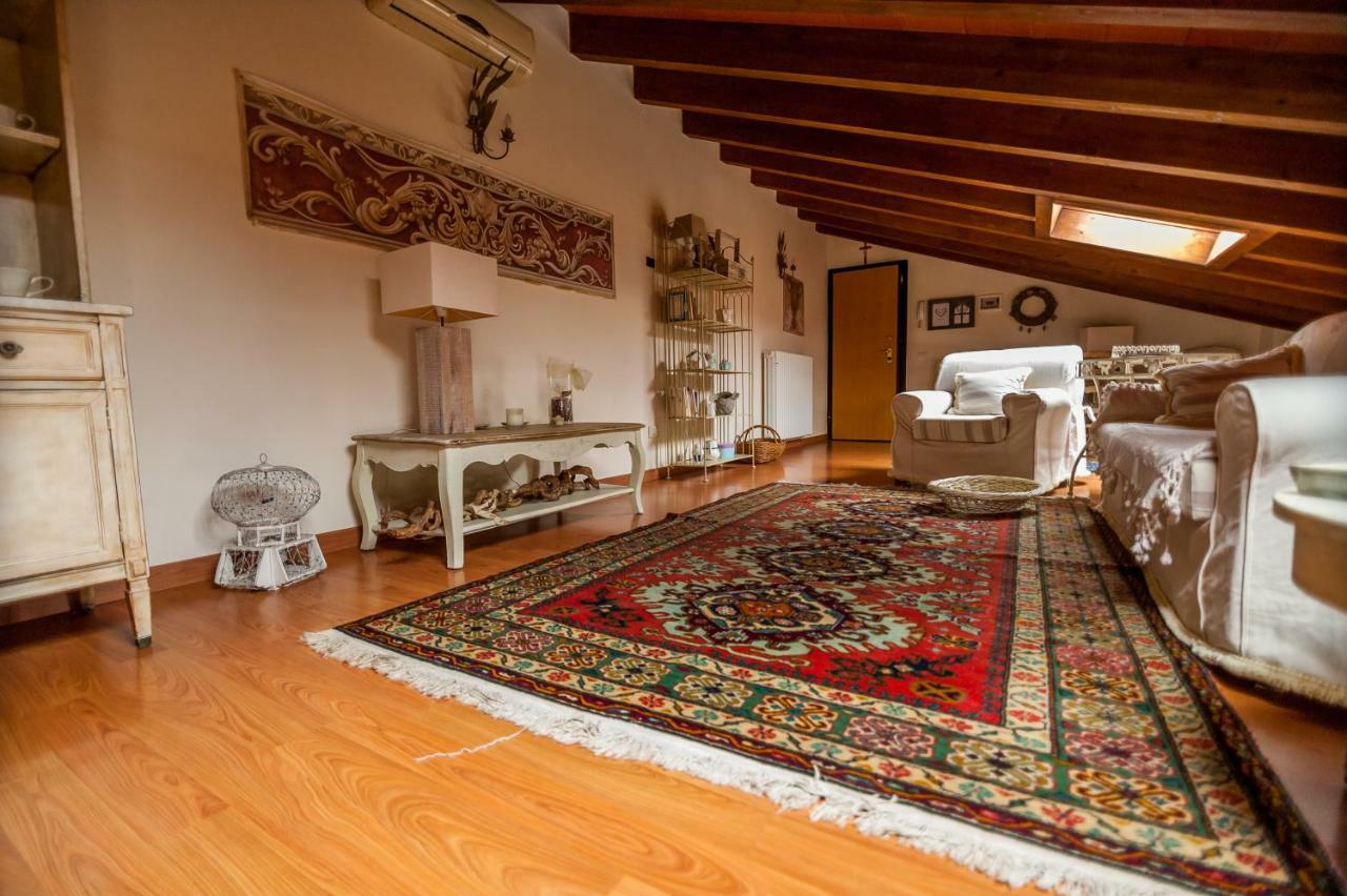 Agriturismo Corte Ghiara Hotel Fontanellato Luaran gambar